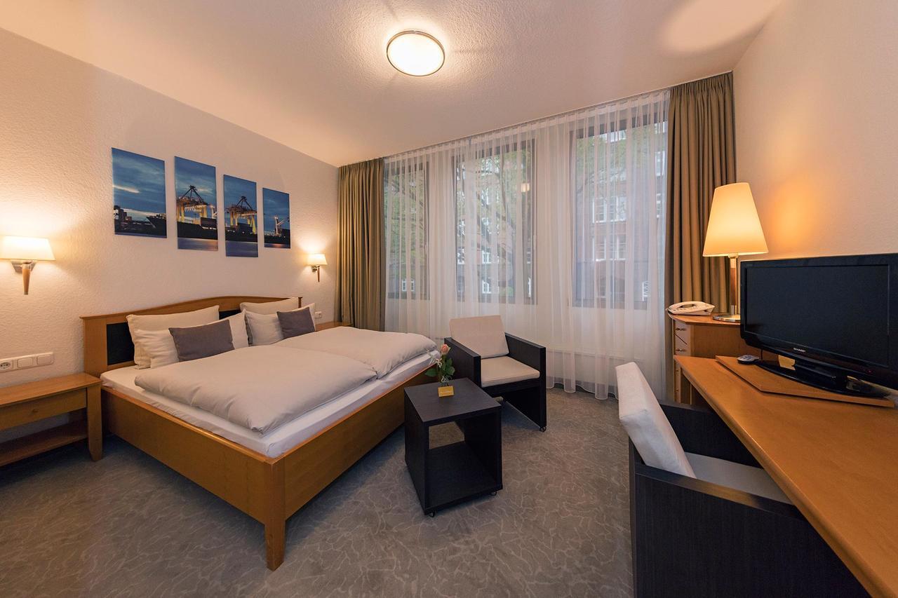 Hotel Cristobal Хамбург Екстериор снимка