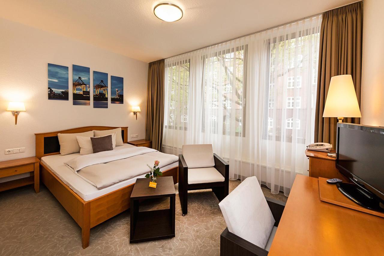 Hotel Cristobal Хамбург Екстериор снимка